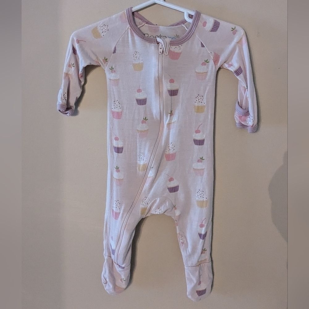 Bestaroo | Pink Cupcakes Footie w/Zipper